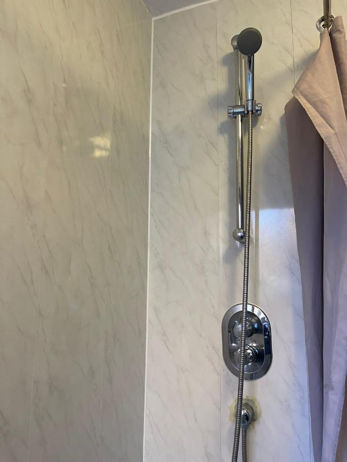 Beautiful Private Rooms In London Central Willesden Green Extérieur photo