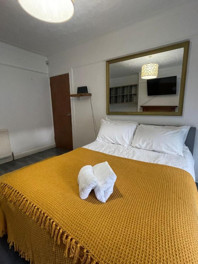 Beautiful Private Rooms In London Central Willesden Green Extérieur photo