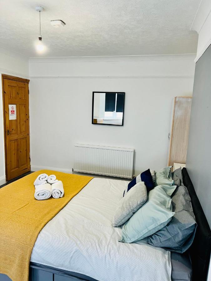 Beautiful Private Rooms In London Central Willesden Green Extérieur photo