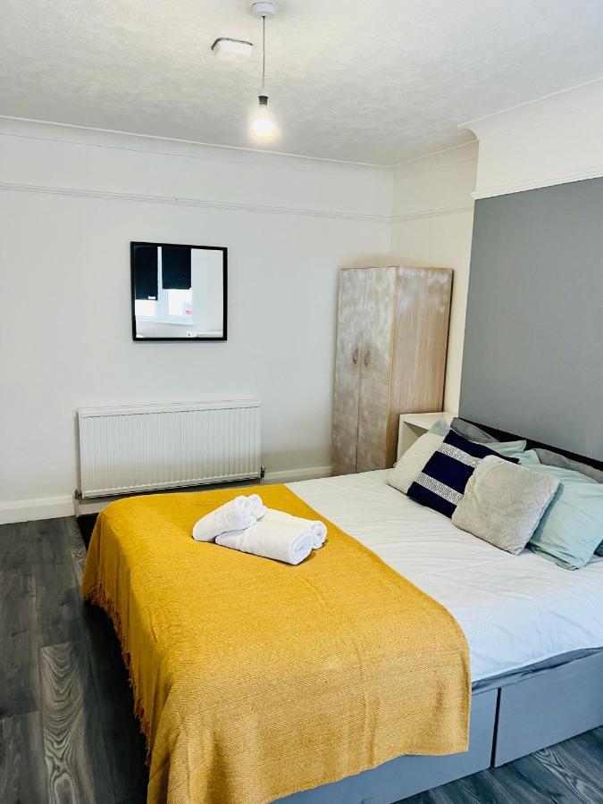 Beautiful Private Rooms In London Central Willesden Green Extérieur photo
